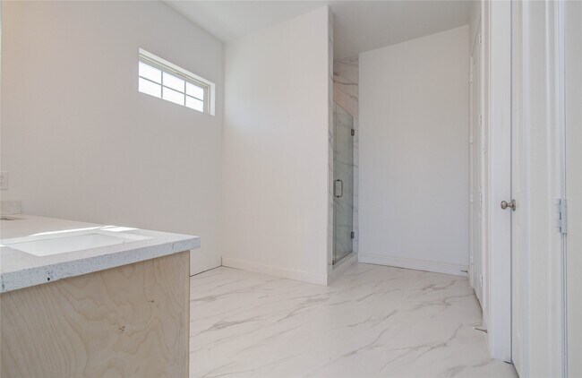 Photo - 1248 Rd 5802