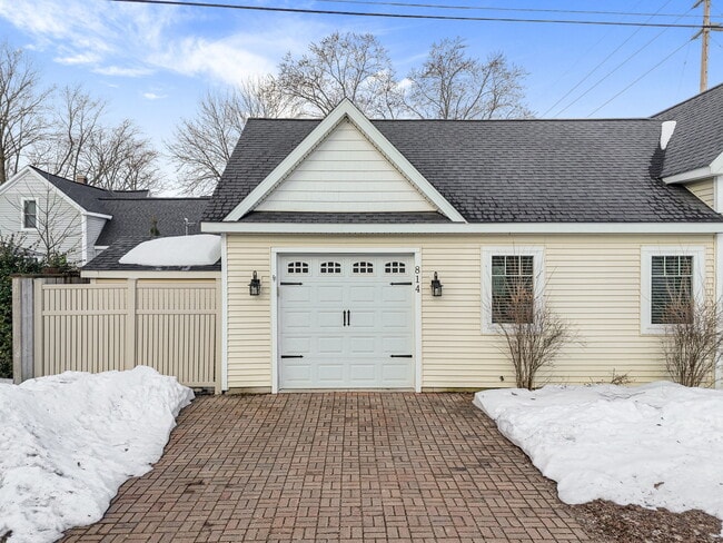 Photo - 814 Locust St