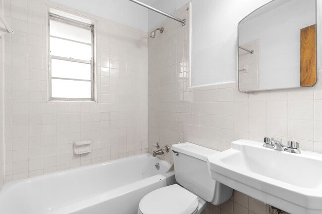 Photo - Saint Charles