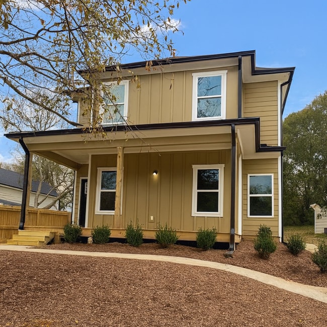 Building Photo - PRE-LEASING FOR AUGUST 2026!