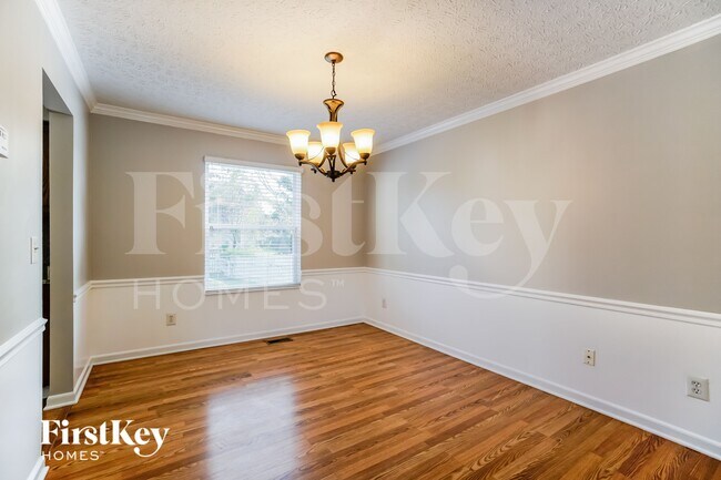 Photo - 2894 Wynneleaf St