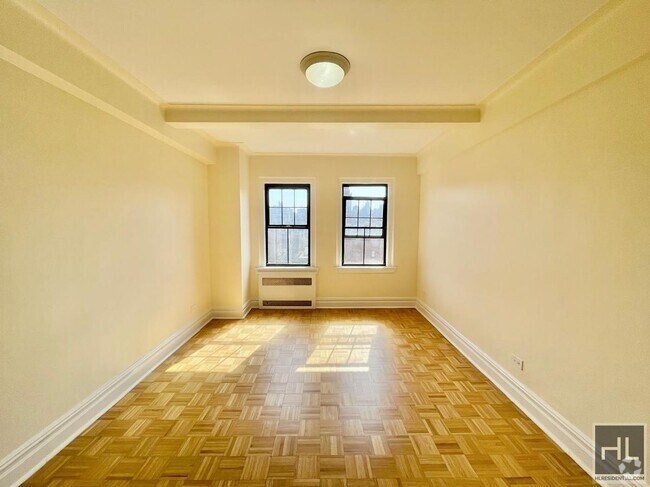 Building Photo - Christopher Street Rental