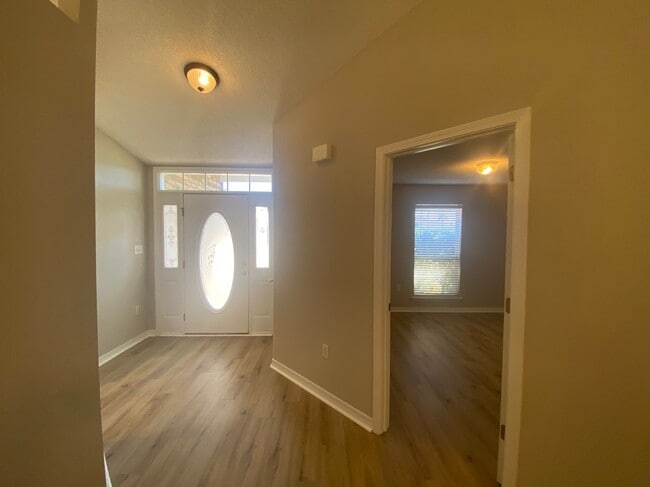 Photo - 9676 Parker Lake Cir
