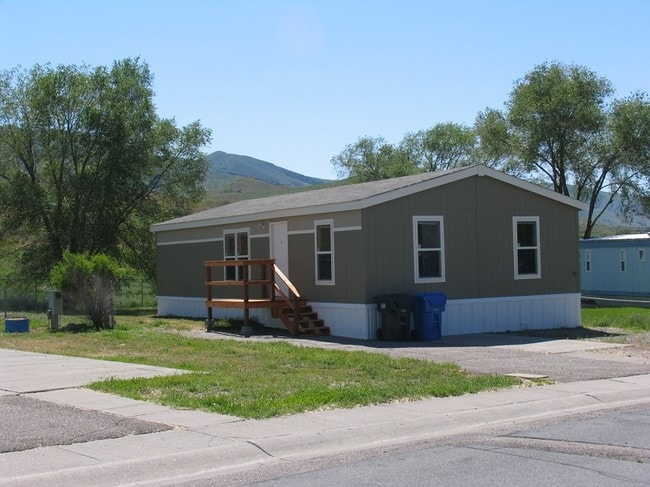 Cowboy Mobile Home Park