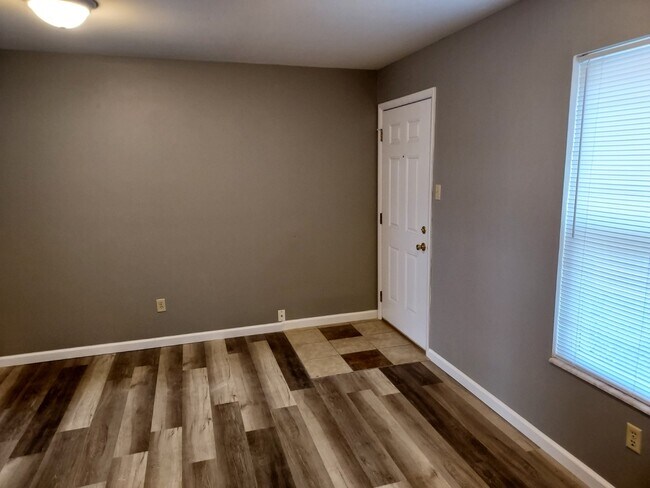 Photo - 4740 Tishomingo Rd Unit A