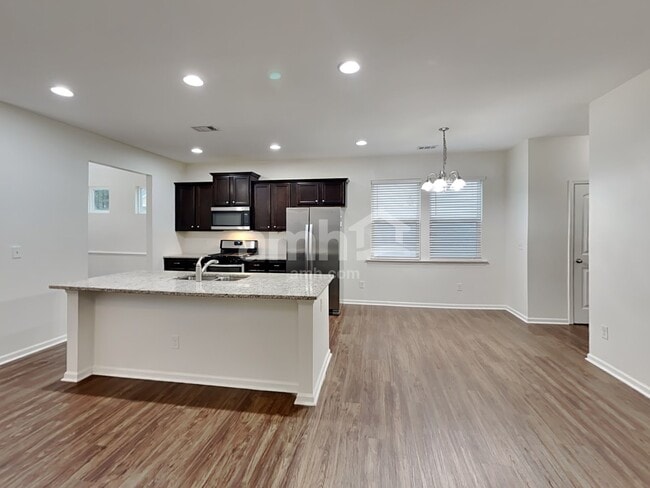 Photo - 323 Stoney Hollow Rd