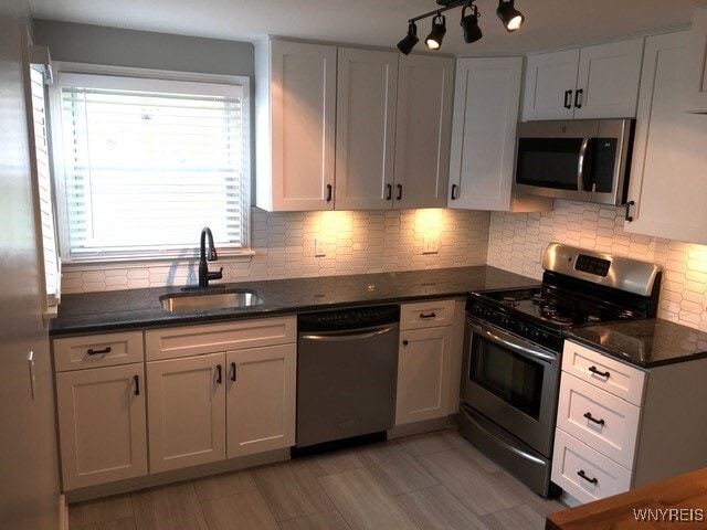 Building Photo - 152 Tyler St Rental