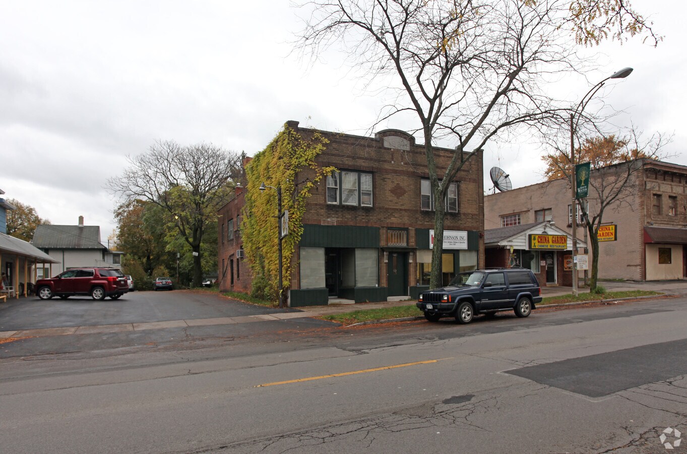 Photo - 272-274 N Winton Rd Apartments
