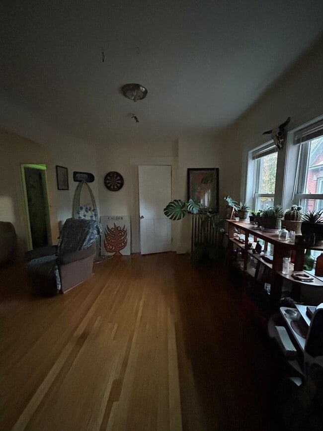 Photo - 52 Rowley St Unit 3