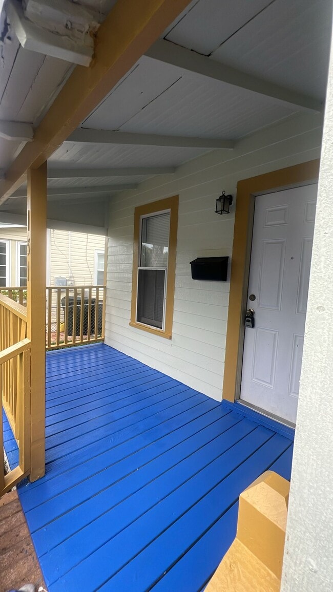 Photo - 131 Cottage Ln