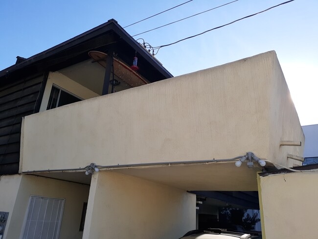 Building Photo - 1514 Penmar Ave Unit C
