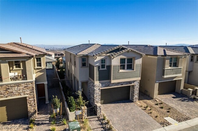 Photo - 568 Clover Bar Ln