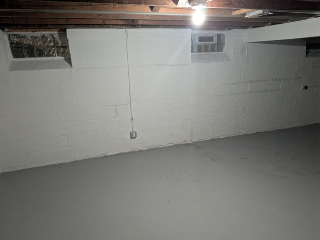 Photo - Nice 2 bedroom unit