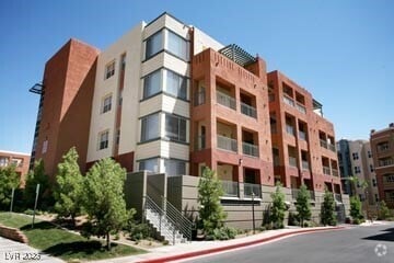 Building Photo - 47 E Agate Ave Unit 204 Rental