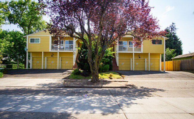 Building Photo - Beautiful Contemporary Townhouse-Style 2 Bdr in Brooklyn! Unit 3510-4