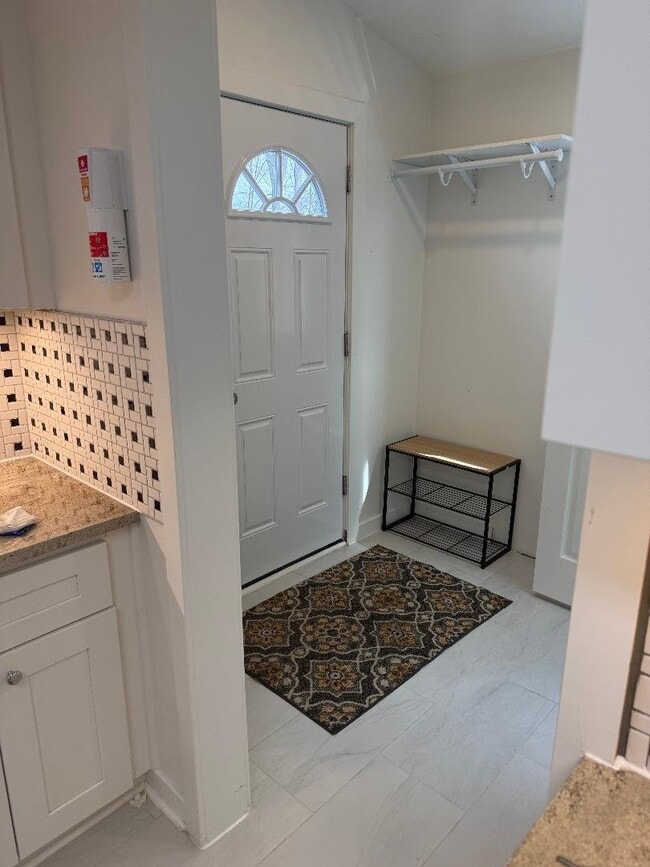 Photo - 924 N 5th St