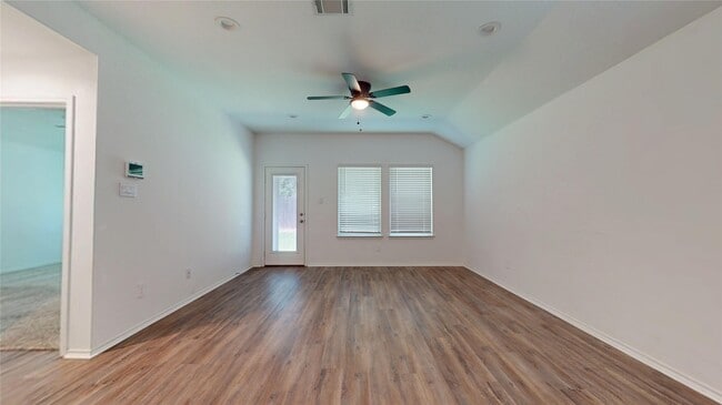Photo - 16873 Short Pnes Dr