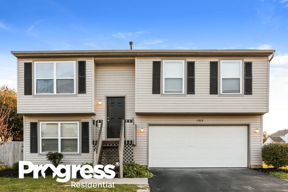 Photo - 1365 Randan Dr