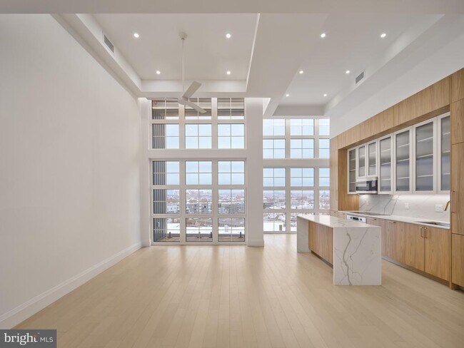 Building Photo - 1099 Germantown Ave Unit B