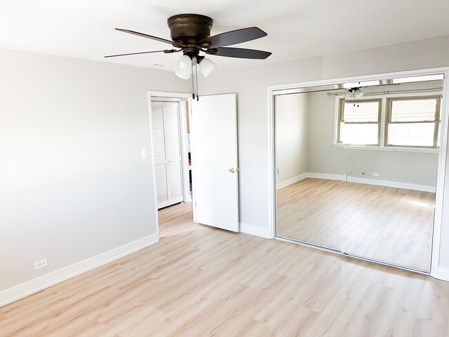 Photo - 4943 W 63rd St Unidad 201