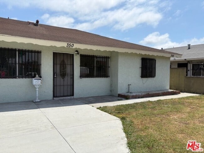 Building Photo - 350 E 236th St Rental