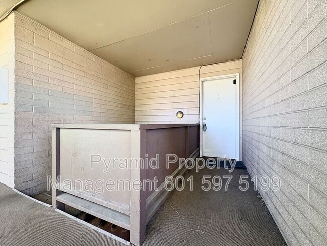 Photo - 805 S Cheyenne St