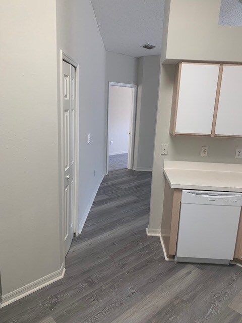 Photo - 3004 Summer House Dr