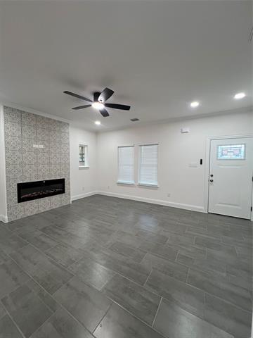 Photo - 615 Luxton St