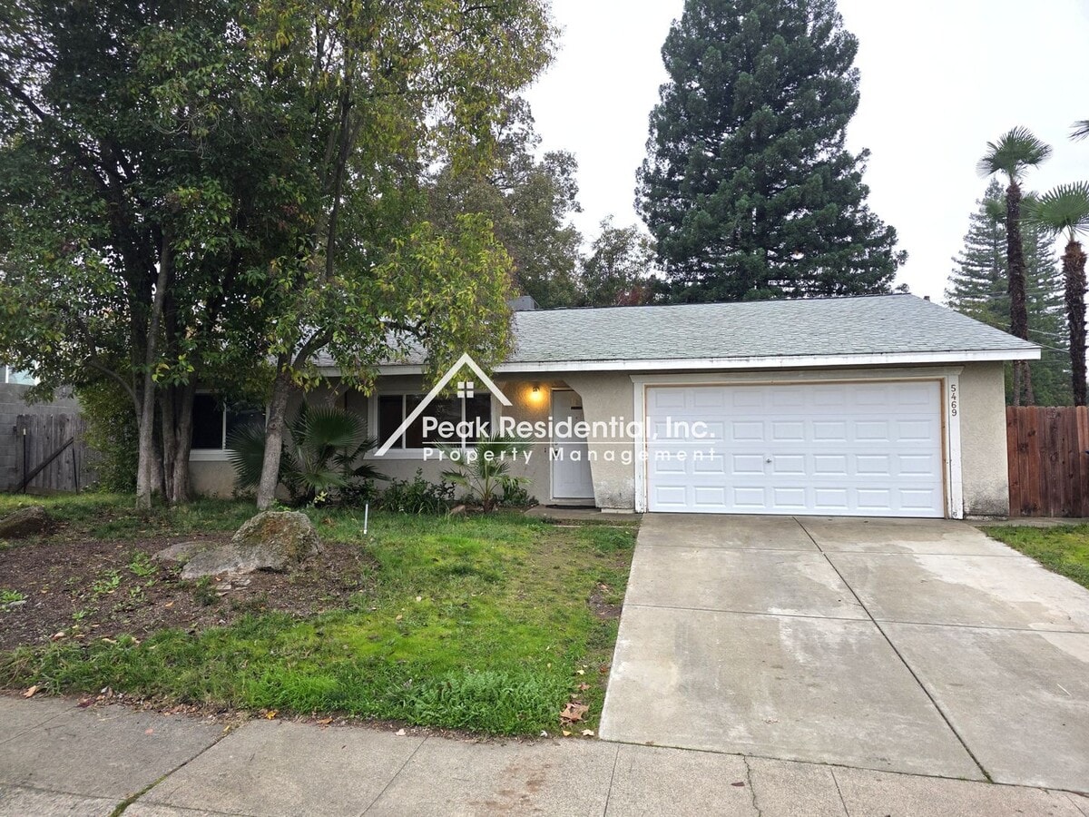 Great 3 bedroom 2 bath house is located in Orangevale - Great 3 bedroom 2 bath house is located in Orangevale