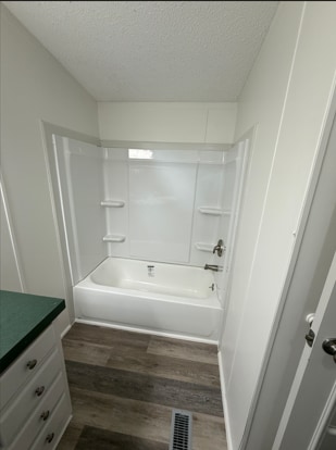 Photo - 2310 Thomas Wayne St