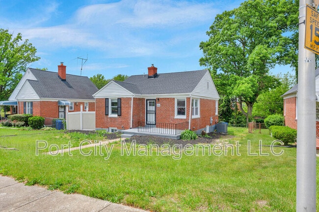 Photo - 4902 Gilray Dr