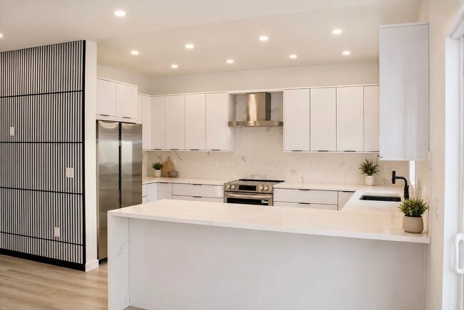 Photo - 15217 W Roya St