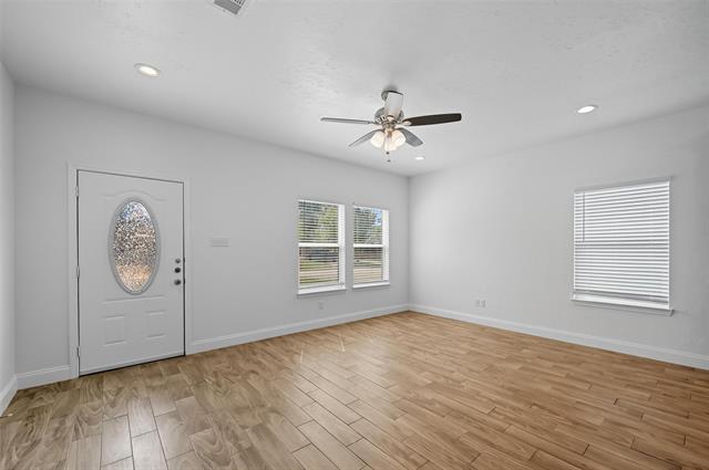 Photo - 1714 Oneal St