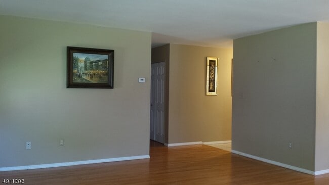 Photo - 1 Tripplet Rd