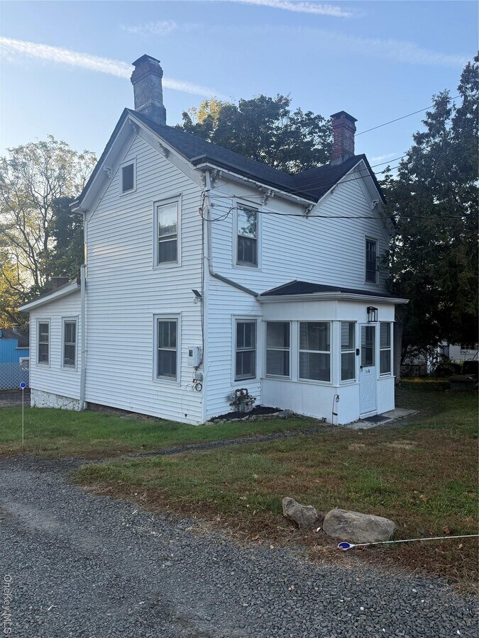 Photo - 134 N Liberty Dr