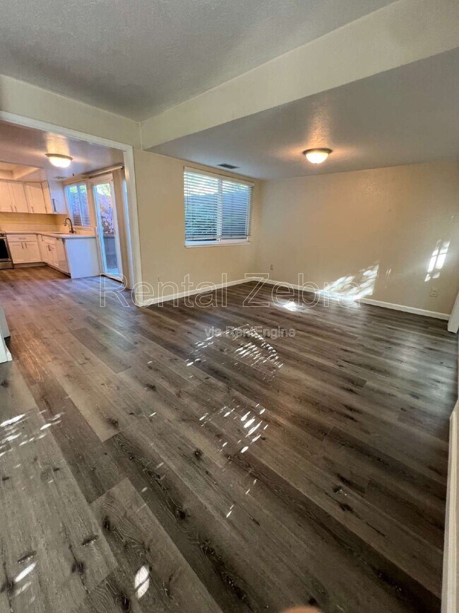 Photo - 3616 Cherryglen Way