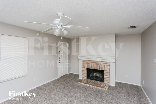 Photo - 8709 Saddle Ridge Cir