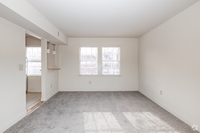 Unit 1 - Studio - 725SF - Living Room