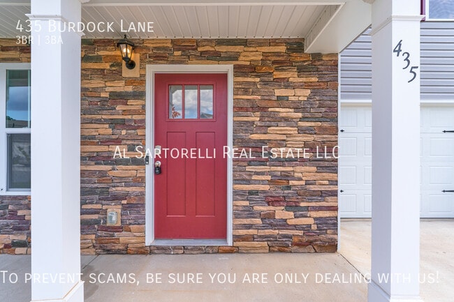 Photo - 435 Burdock Ln