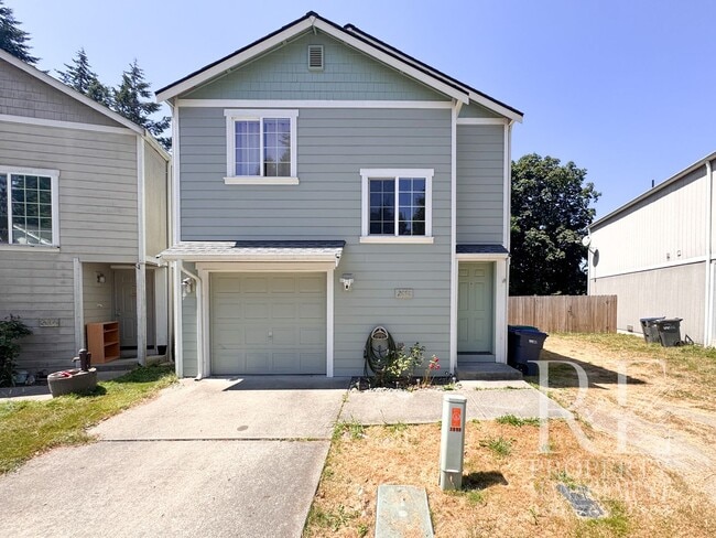 Building Photo - Pet-Friendly 3-Bedroom Home with Fresh LVP, Stylish Updates & Attached Garage