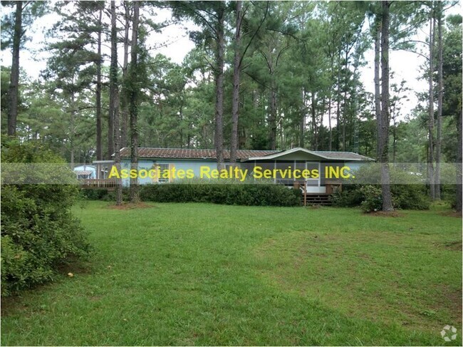 Building Photo - Large 3 bedroom on 2.5 acres in Wood Meadows! Rental