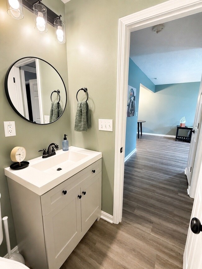 Photo - 262 Walnut St