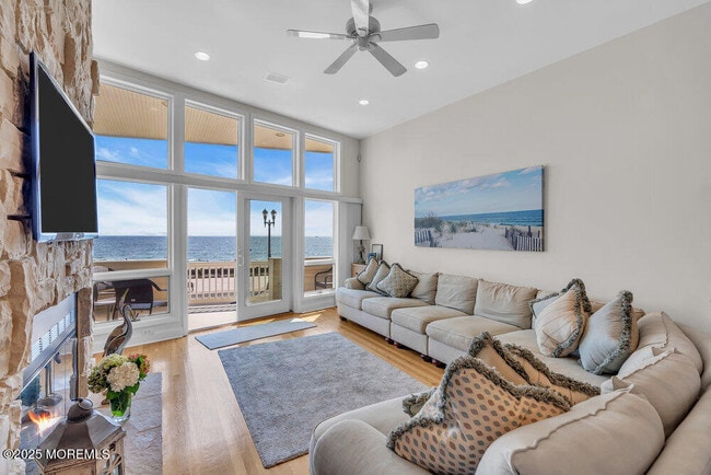 Photo - 152 Ocean Blvd N