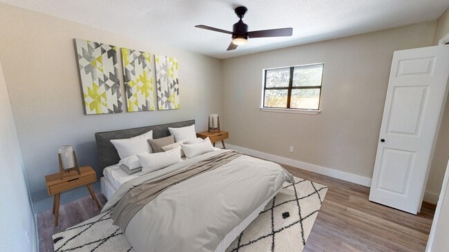 Photo - 204 Tower Dr