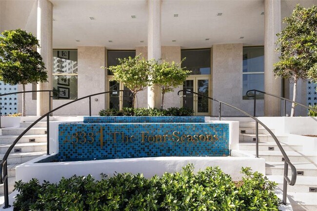 Photo - 333 Sunset Dr Unit 104