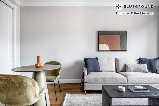 Photo - 290 W 12th St Unidad SI FL5-ID1076