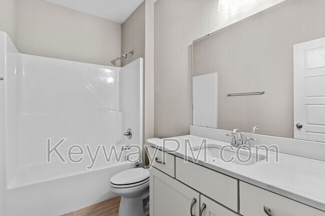 Photo - 5921 Big Pond Trl