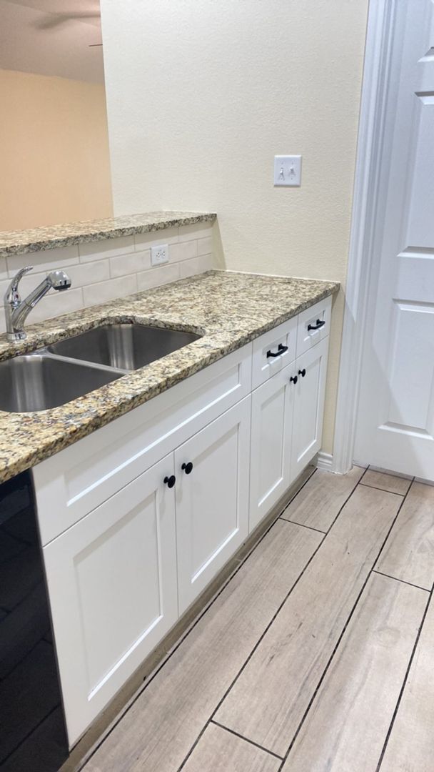 Photo - 546 Lost Trl Unit B