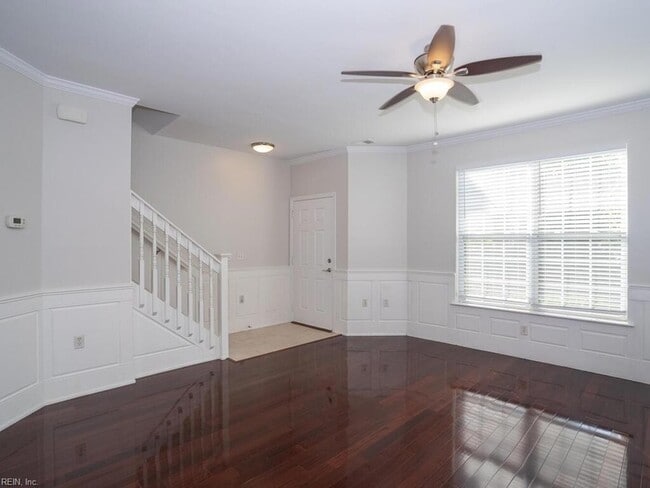 Photo - 2028 Smallbrooke Ct
