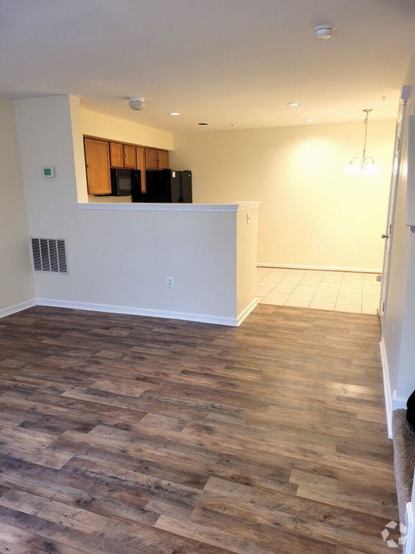 Building Photo - 602 Leprechaun Ln Rental